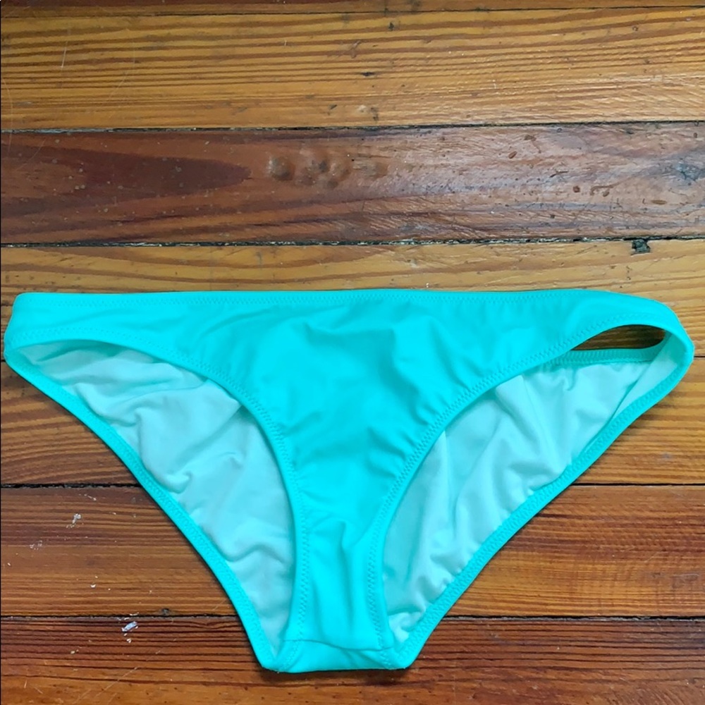 Cheeky bikini bottom